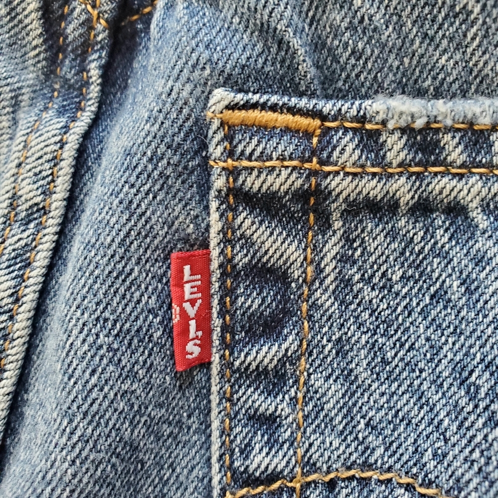 Levis High Loose Flare Jeans NWT - Picture 11 of 16